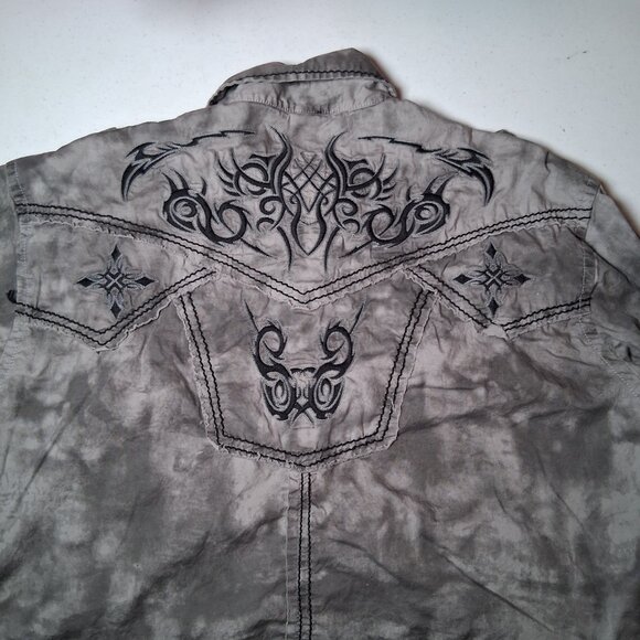 Roar Shirt Men XL Embroidered Distressed Long Sleeve Button Up Y2K Biker Rock - Picture 15 of 16